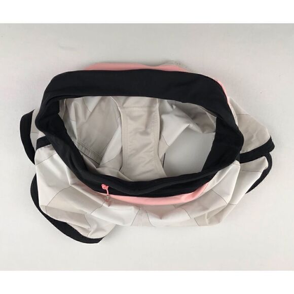 Lululemon Groovy Run Short  - Picture 8 of 9